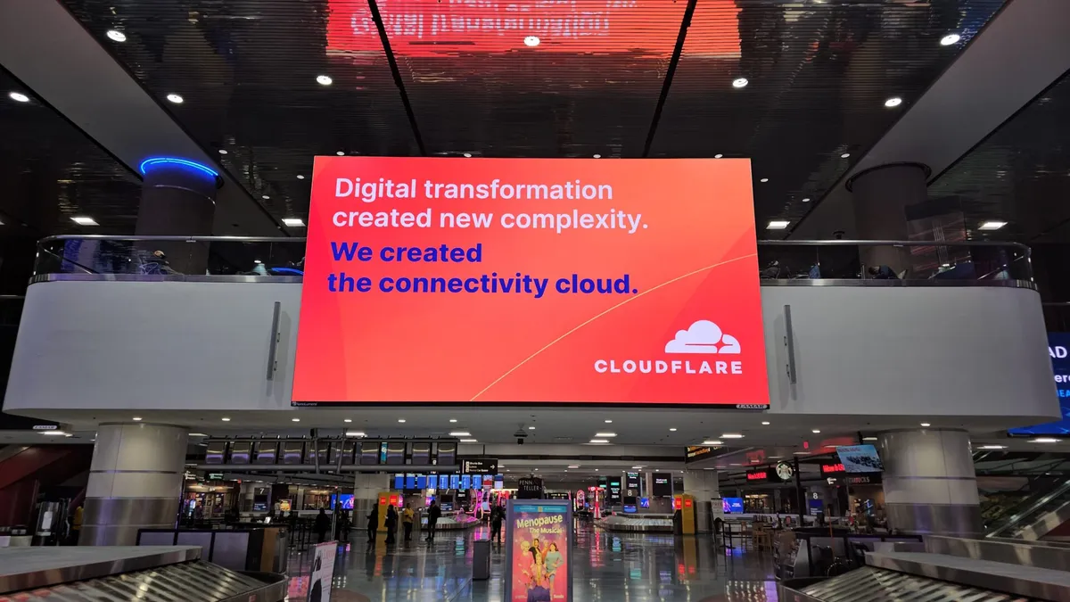 Why Airport Advertising Remains One of the Smartest OOH Investments